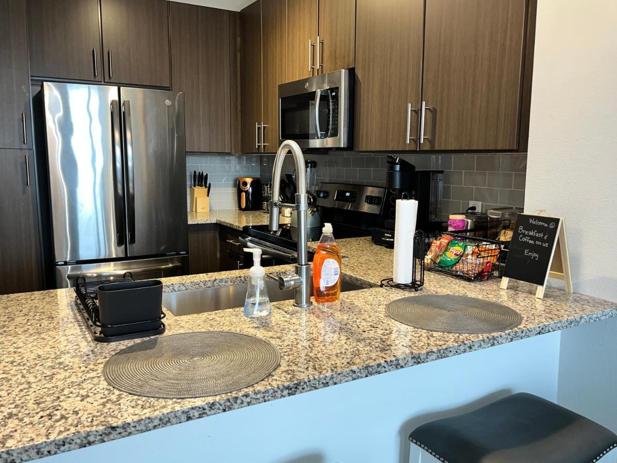 Апартаменты Comfy Abode Near Bush Airport Хьюстон Экстерьер фото