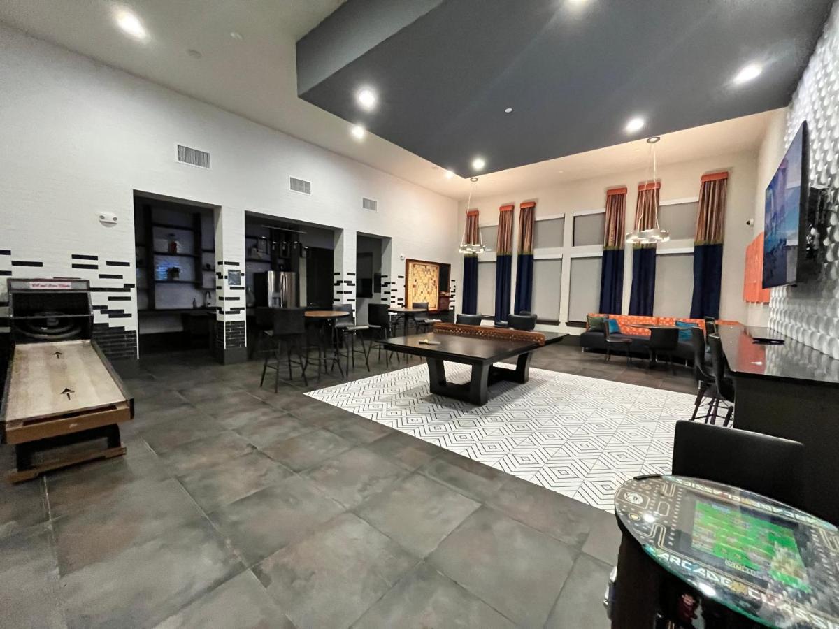 Апартаменты Comfy Abode Near Bush Airport Хьюстон Экстерьер фото